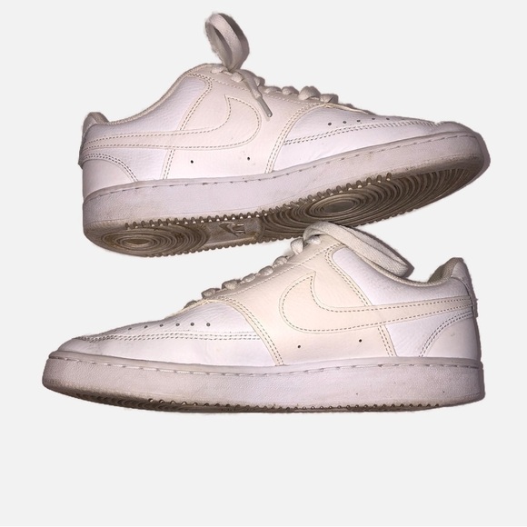 Nike Womens Court Vision Size 8.5 White Style CD5434-100 Year 2020 Low Sneaker - Picture 1 of 6